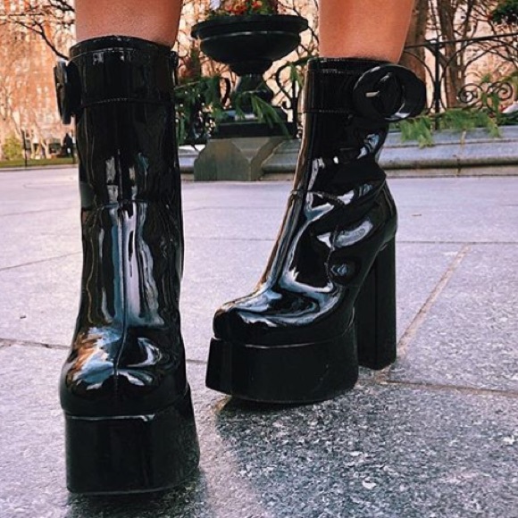 Jeffrey campbell widow platform boot Clearance